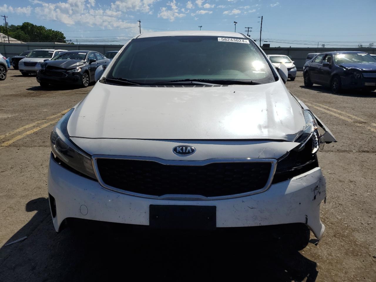 3KPFL4A83JE182282 2018 Kia Forte Ex