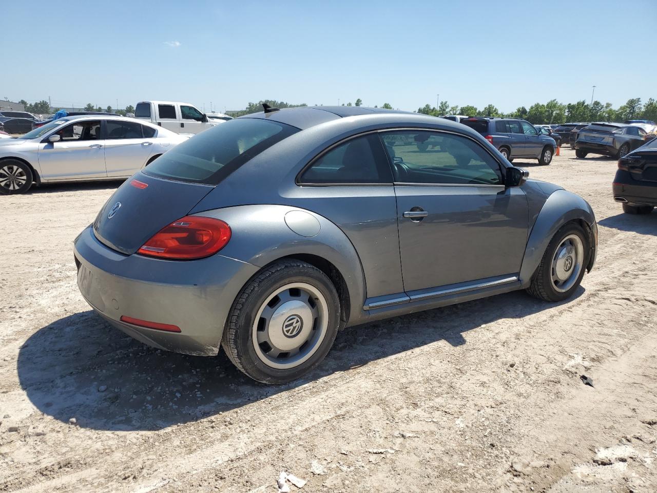 3VWJP7AT6CM646496 2012 Volkswagen Beetle