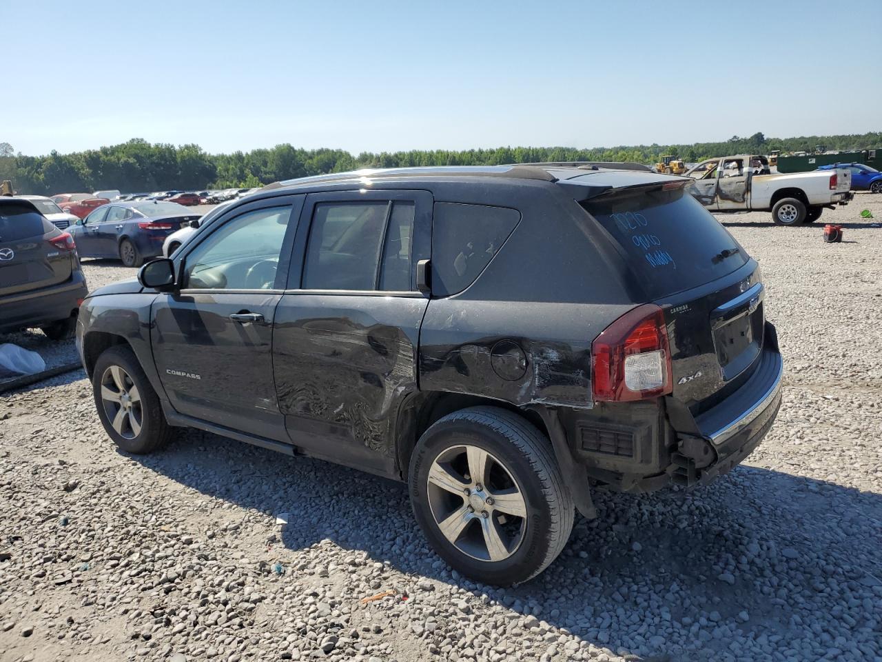 1C4NJDEBXGD558235 2016 Jeep Compass Latitude