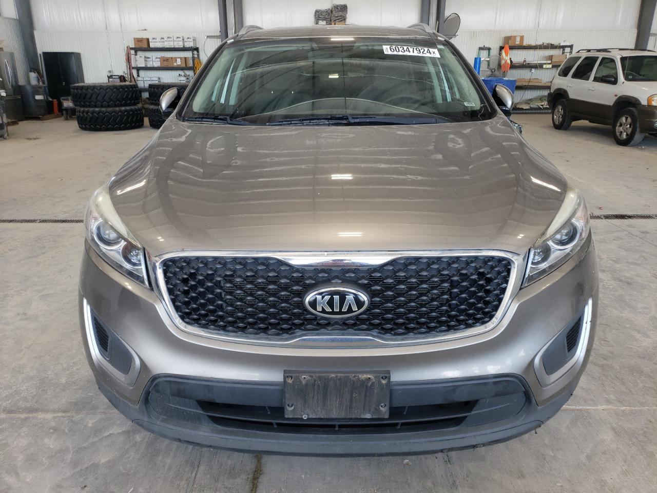 2017 Kia Sorento Lx vin: 5XYPGDA59HG229424