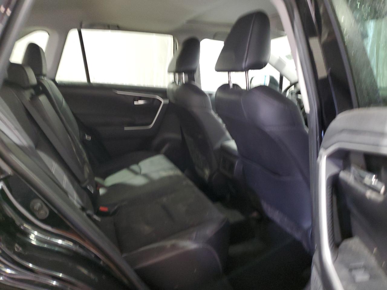 2T3A1RFV0NW287285 2022 Toyota Rav4 Xle Premium