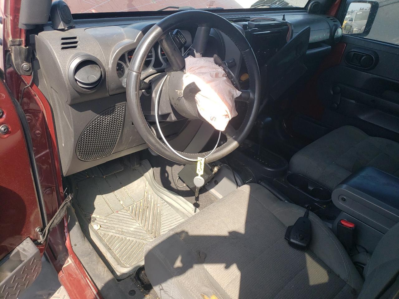 1J4FA54187L200764 2007 Jeep Wrangler Sahara