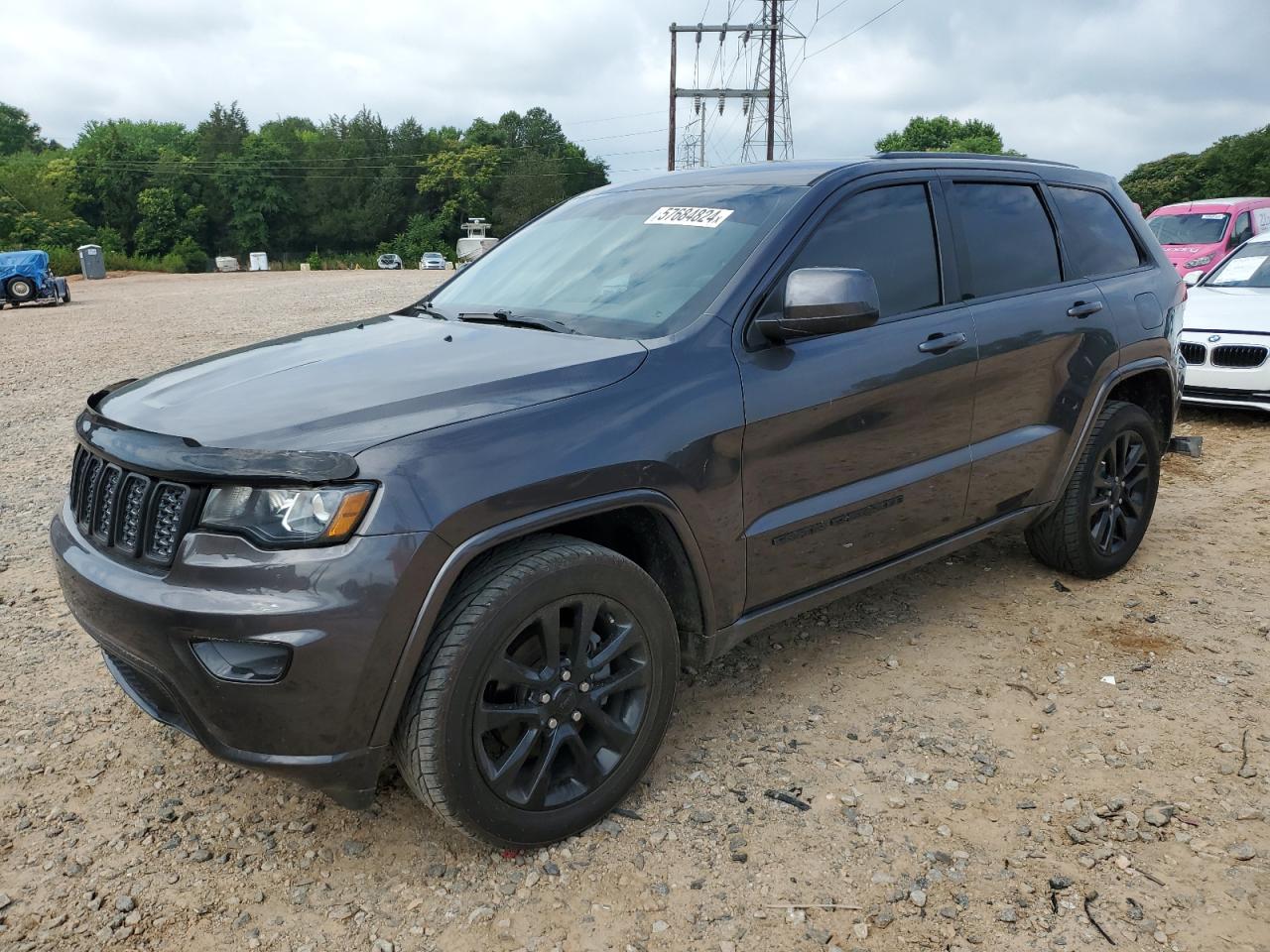 1C4RJEAG5HC756785 2017 Jeep Grand Cherokee Laredo