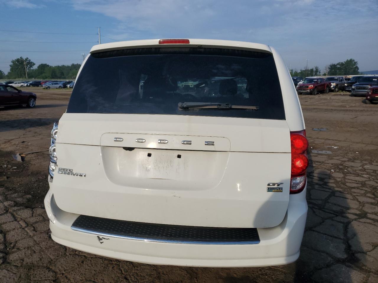 2C4RDGEG1HR715218 2017 Dodge Grand Caravan Gt