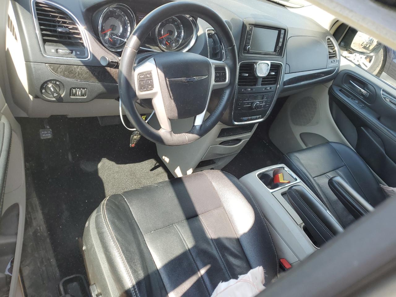 2C4RC1BG2FR717996 2015 Chrysler Town & Country Touring