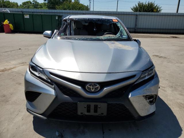 VIN 4T1B11HK8JU121575 2018 Toyota Camry, L no.5