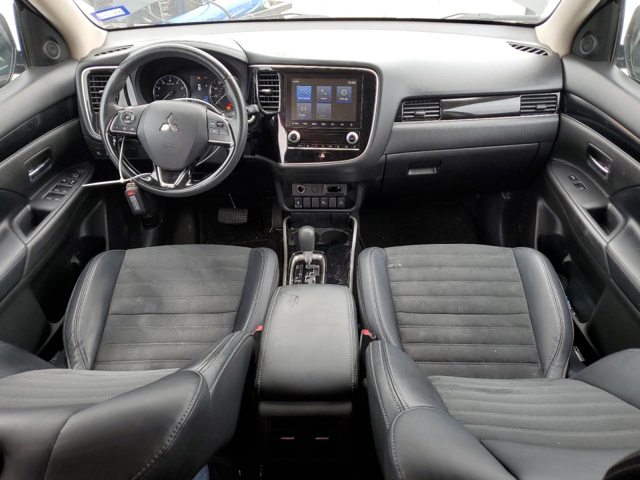 JA4AD3A30LZ011612 2020 Mitsubishi Outlander Se