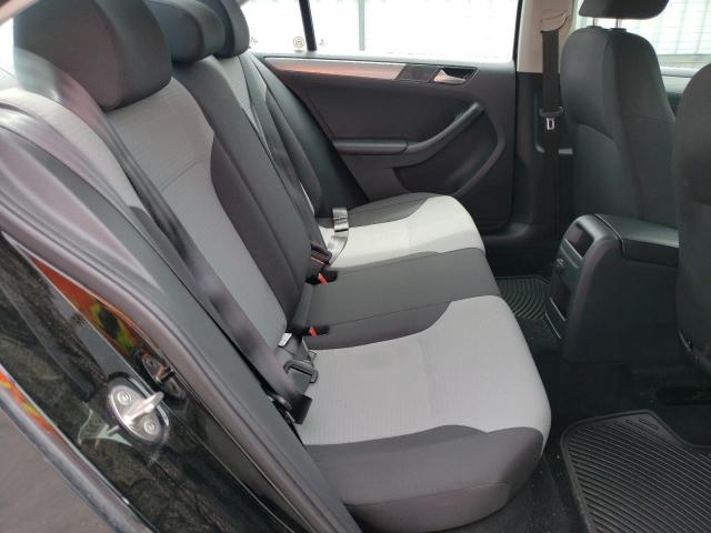 2017 Volkswagen Jetta - Image 10