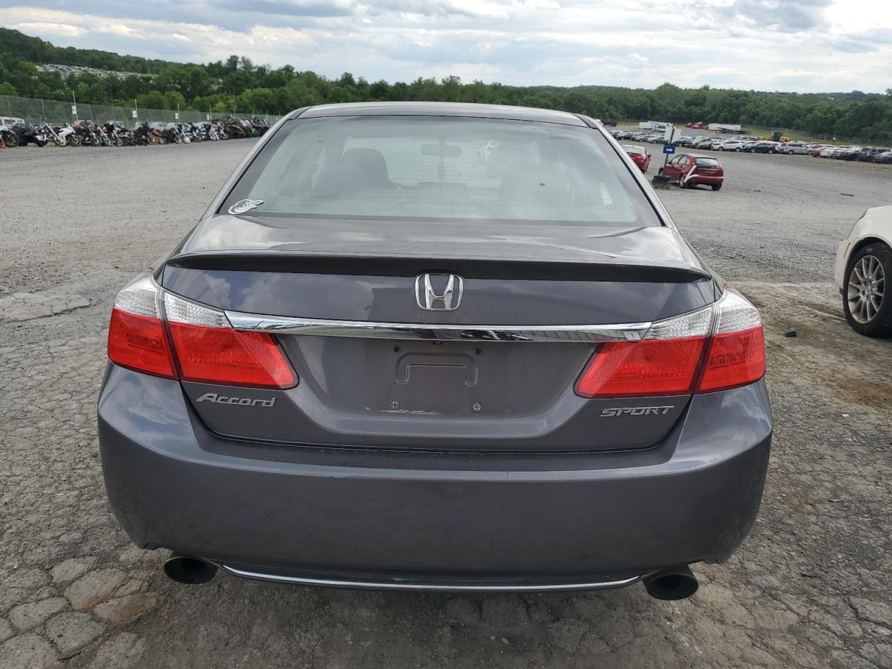 1HGCR2F50FA118331 2015 Honda Accord Sport