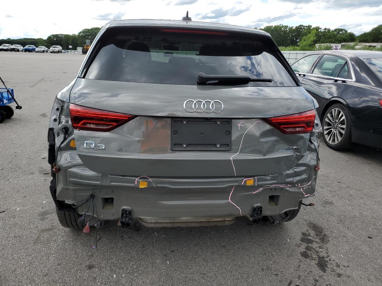 WA1EECF39L1044727 2020 Audi Q3 Premium Plus S-Line