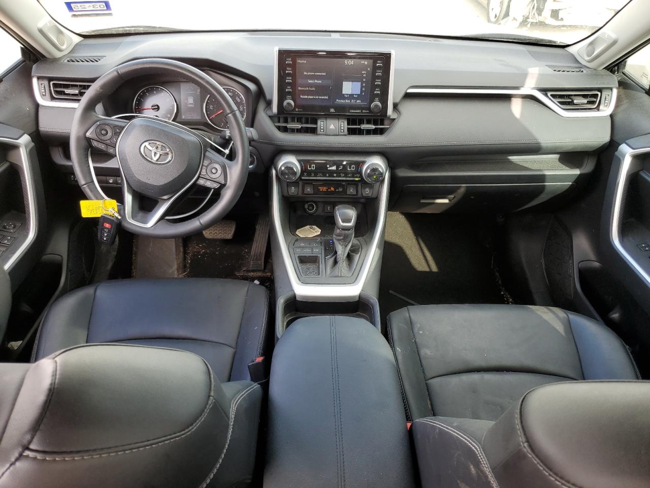 2T3C1RFV5MC126665 2021 Toyota Rav4 Xle Premium