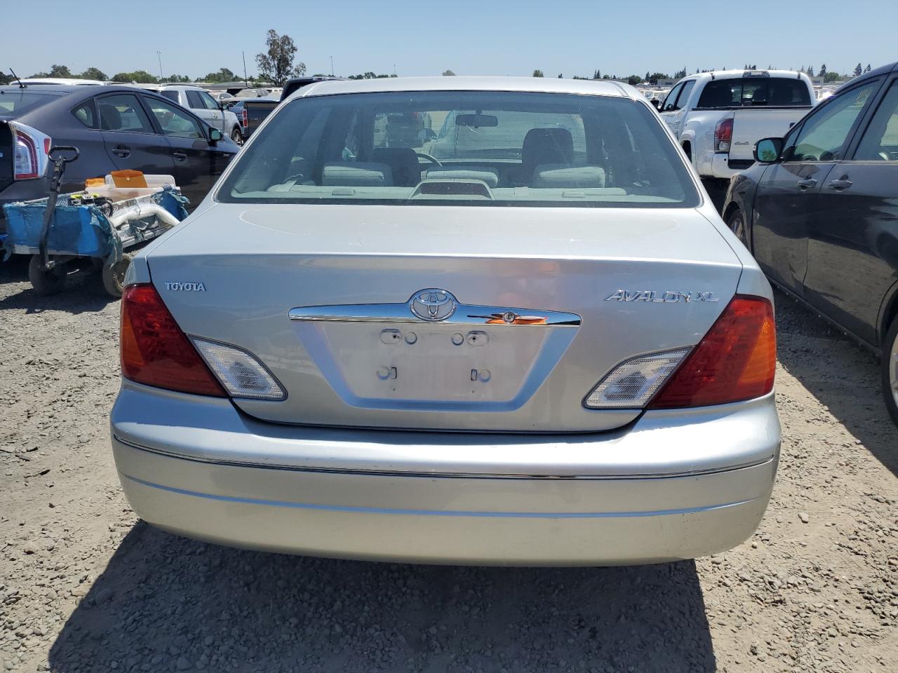 4T1BF28B72U224382 2002 Toyota Avalon Xl