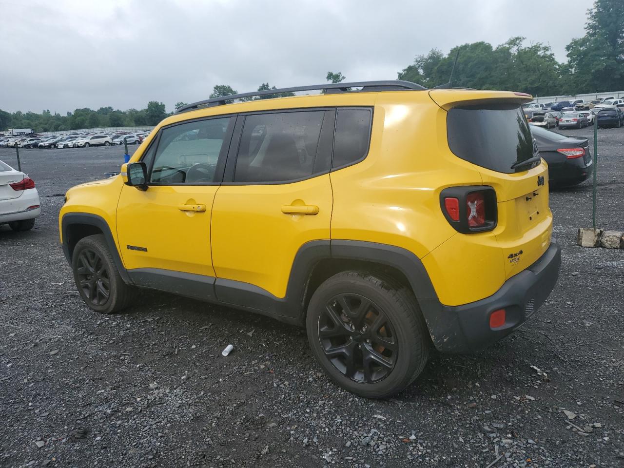 ZACCJBBB4JPH93531 2018 Jeep Renegade Latitude