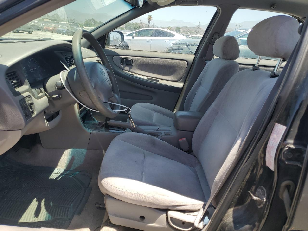 1N4DL01D6XC161073 1999 Nissan Altima Xe