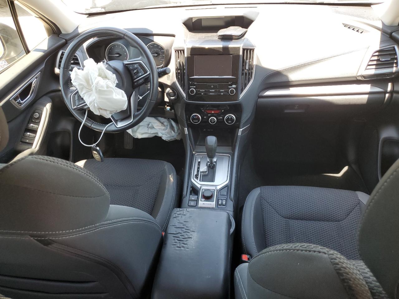 JF2SKAJC7LH579867 2020 Subaru Forester Premium