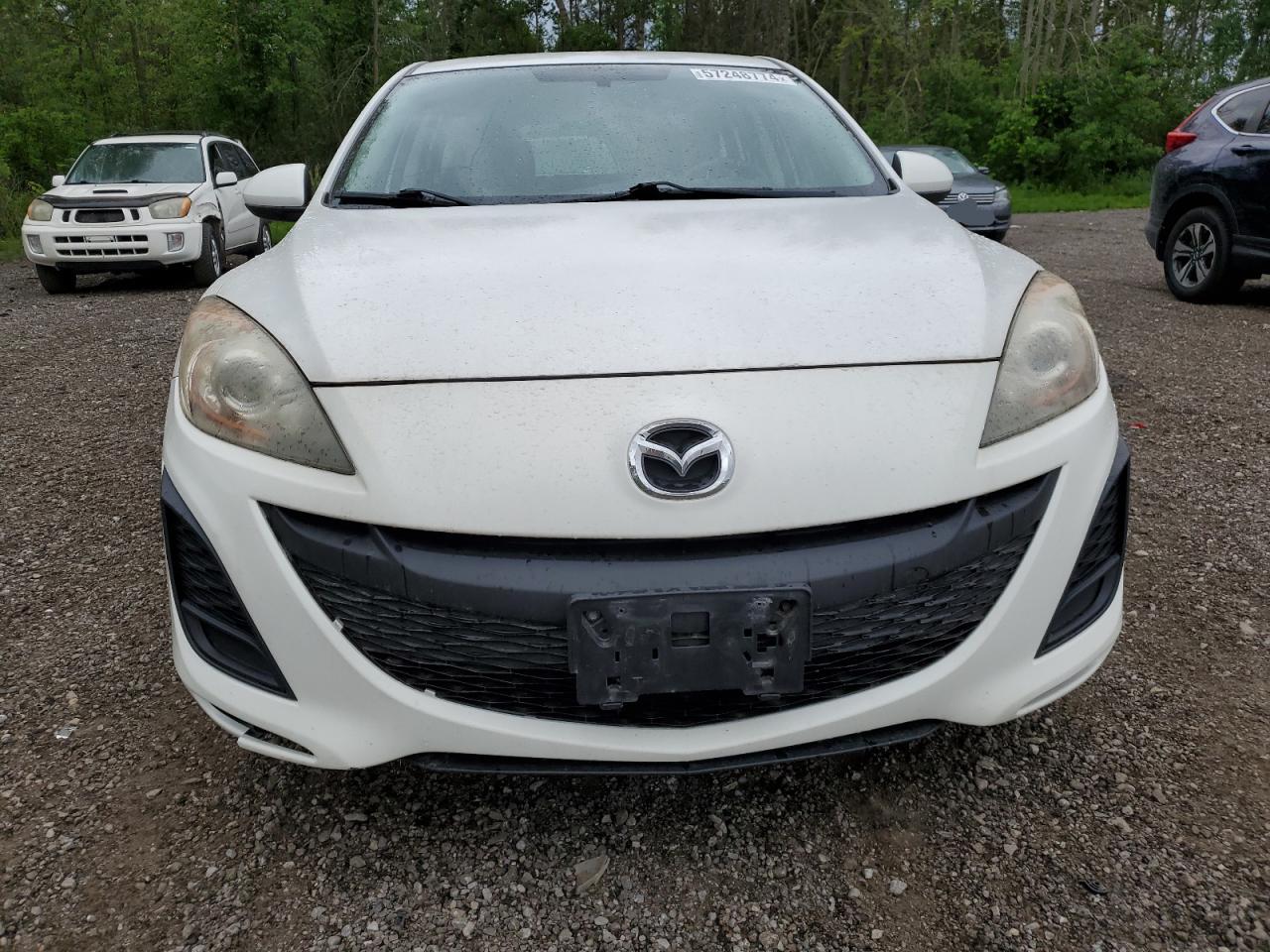 JM1BL1KF2B1368555 2011 Mazda 3 I