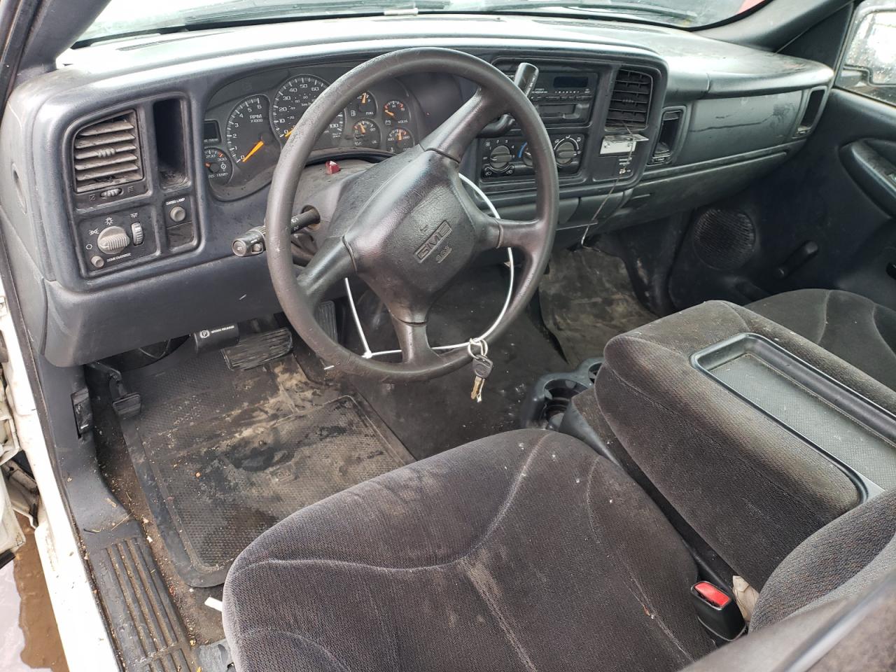 1GTGC24U71Z183831 2001 GMC New Sierra C2500