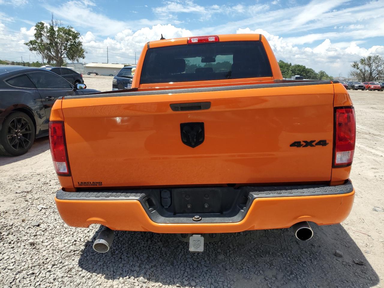 1C6RR7KT5KS620757 2019 Ram 1500 Classic Tradesman