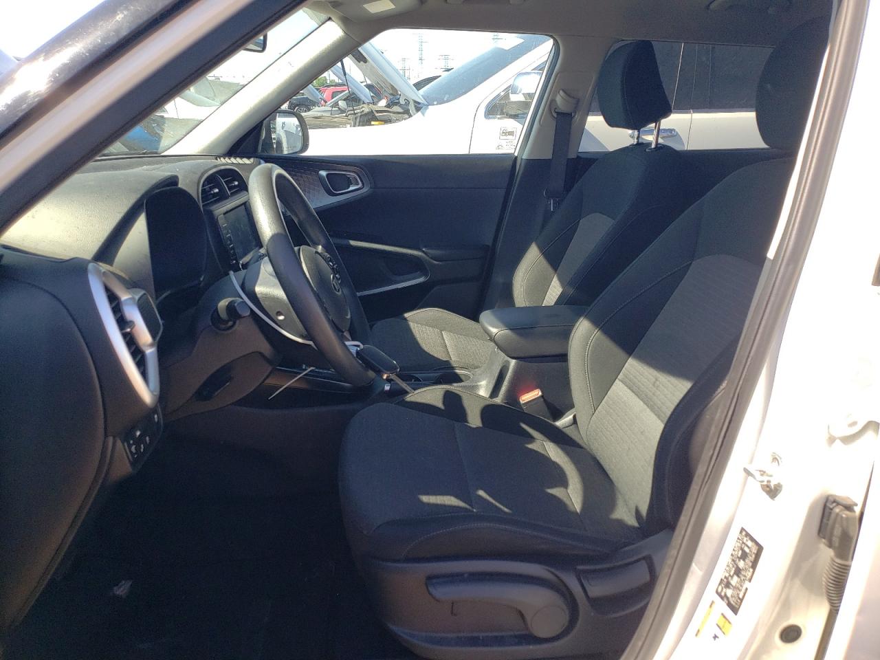 KNDJ23AU2L7713124 2020 Kia Soul Lx