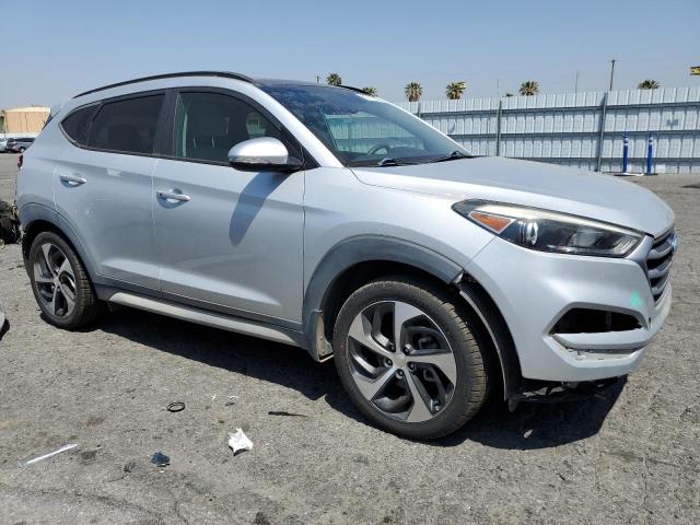 2018 Hyundai Tucson Value VIN: KM8J33A26JU669554 Lot: 57777984