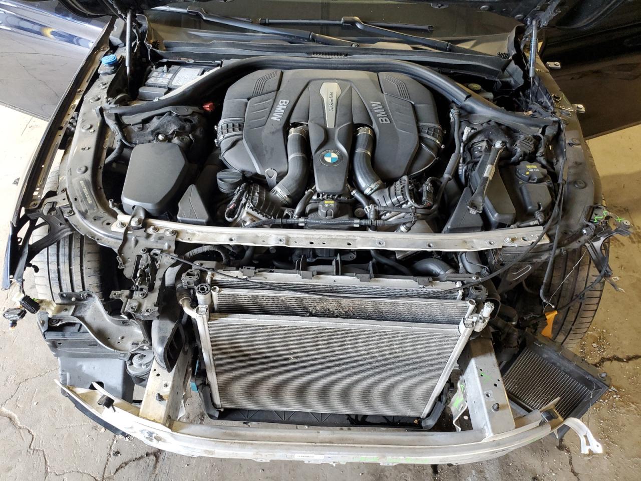 WBA7F2C58JG424905 2018 BMW 750 Xi