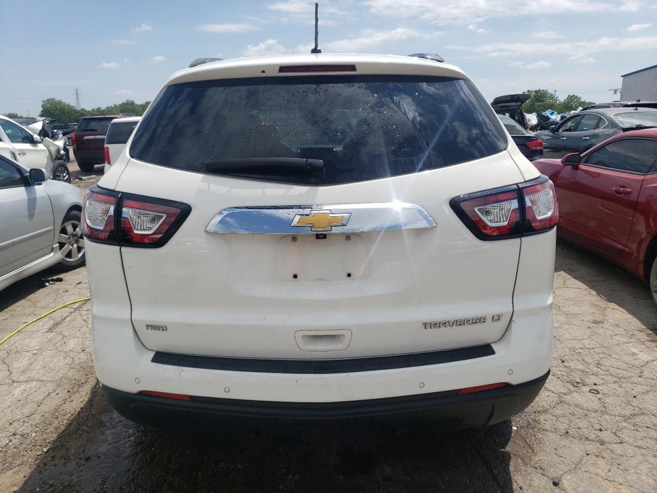 1GNKVHKD5EJ115842 2014 Chevrolet Traverse Lt