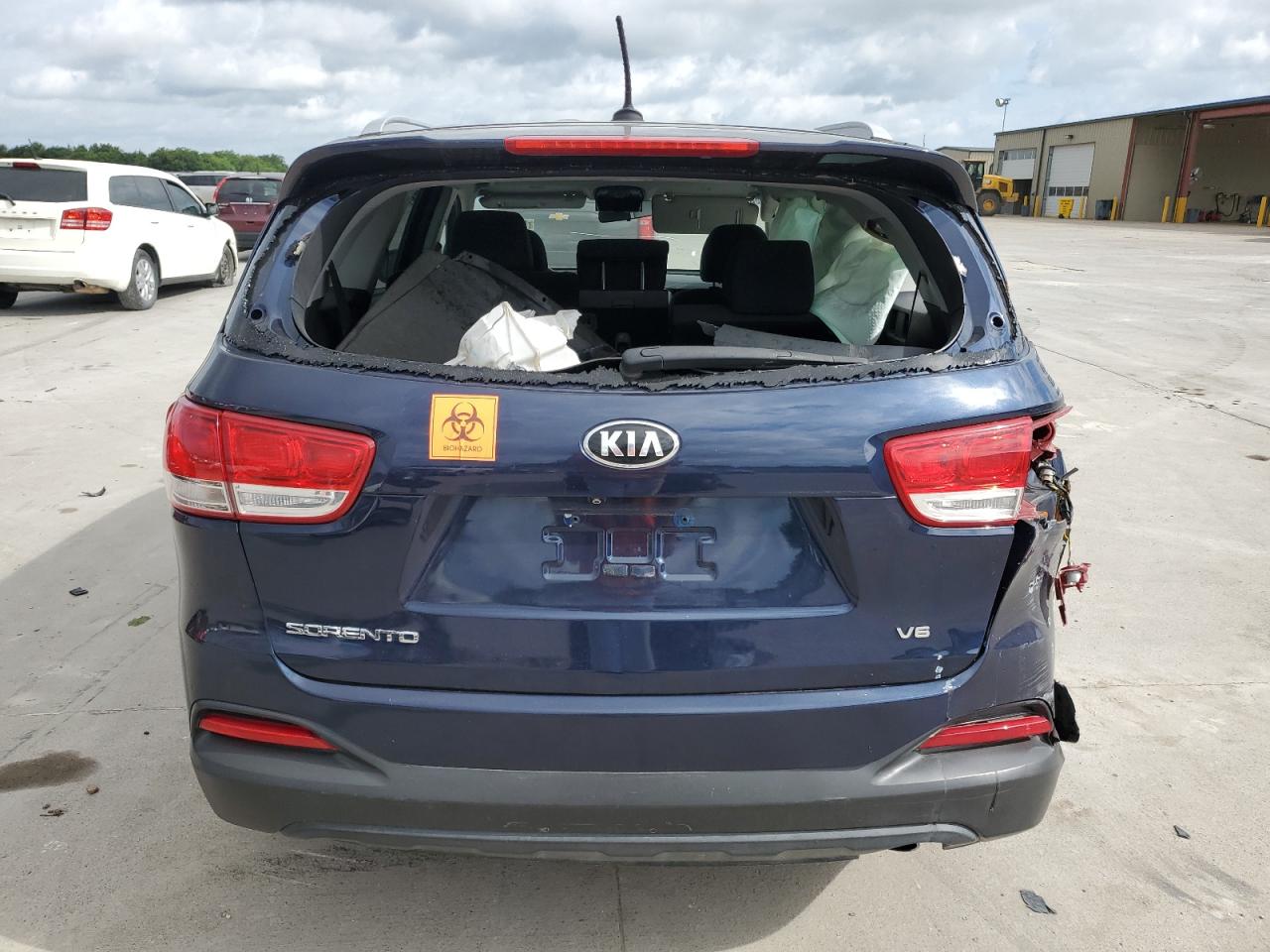 2018 Kia Sorento Lx vin: 5XYPG4A57JG394149