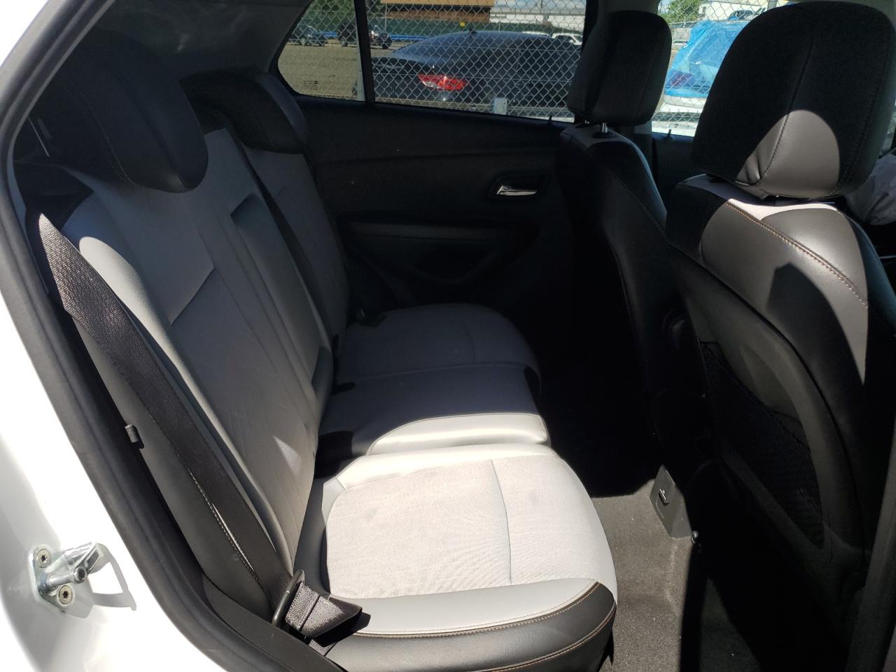 KL7CJPSM5MB363503 2021 Chevrolet Trax 1Lt