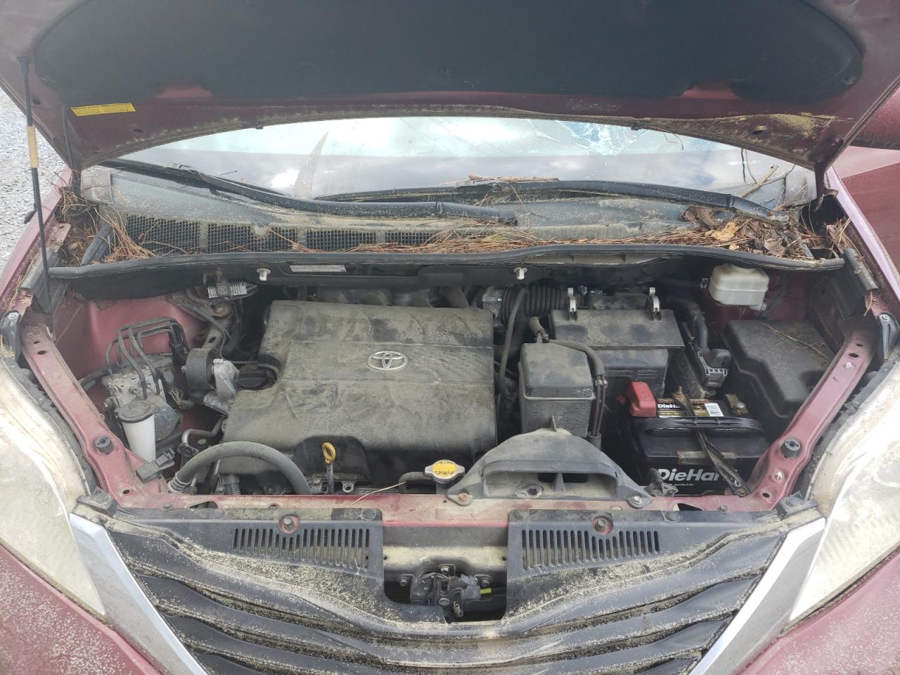 5TDKK3DC6BS051835 2011 Toyota Sienna Le