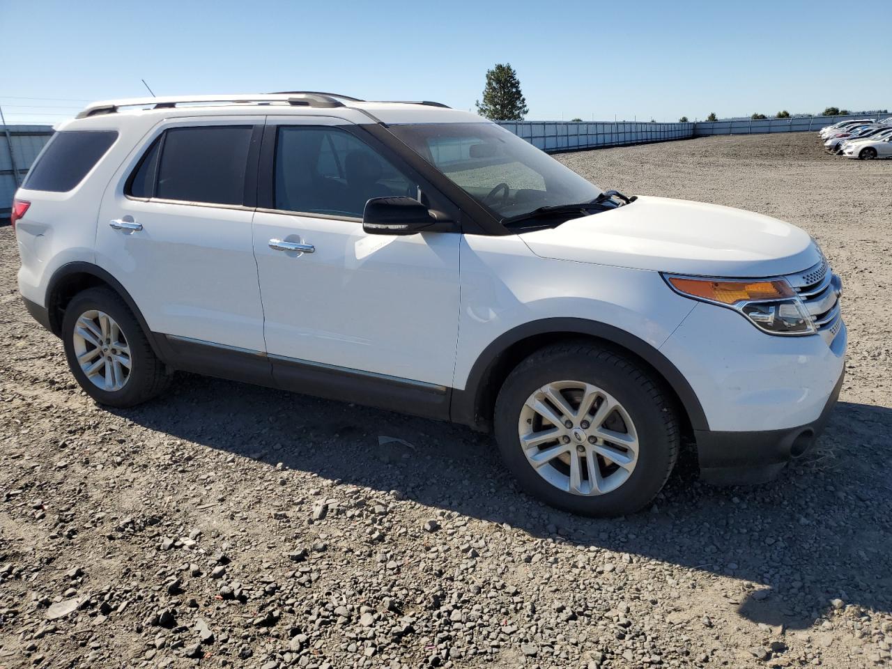 2014 Ford Explorer Xlt vin: 1FM5K8D82EGB25154