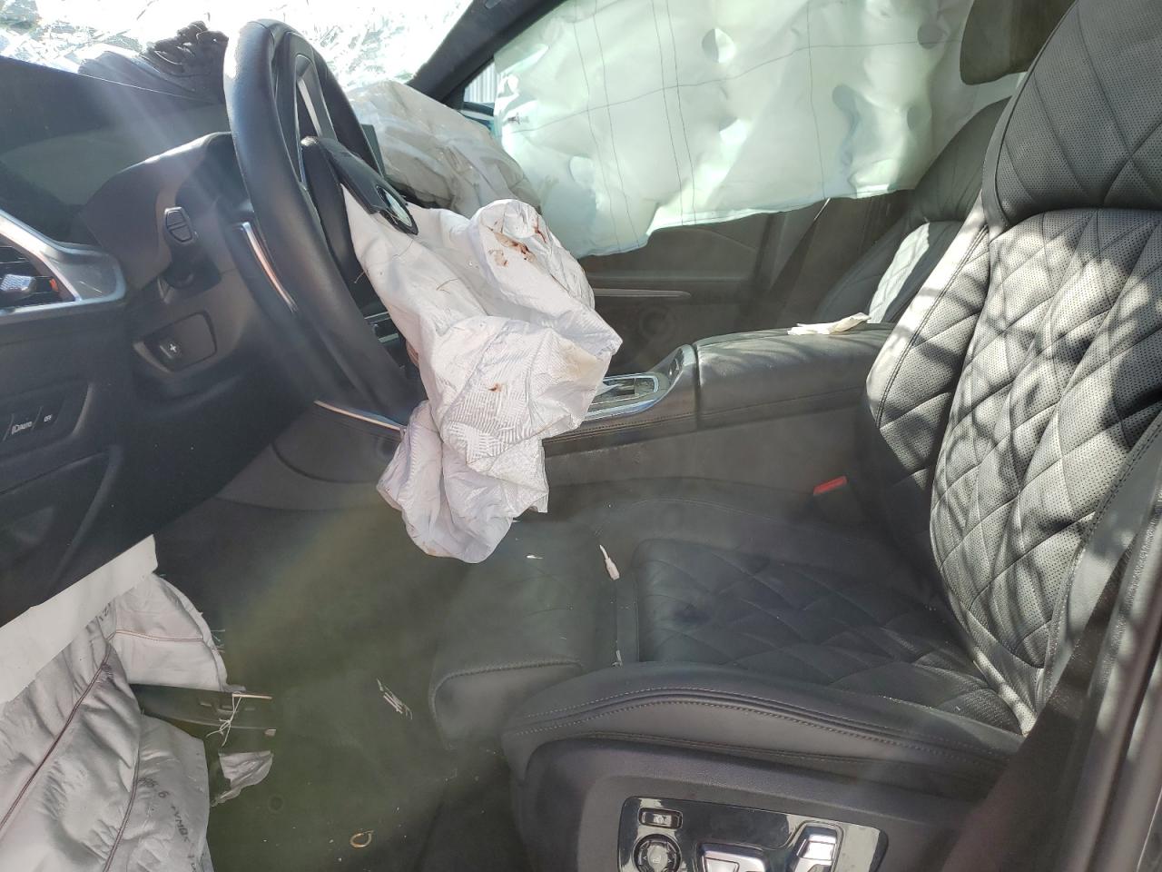 5UX23EU08R9T44142 2024 BMW X5 xDrive40I