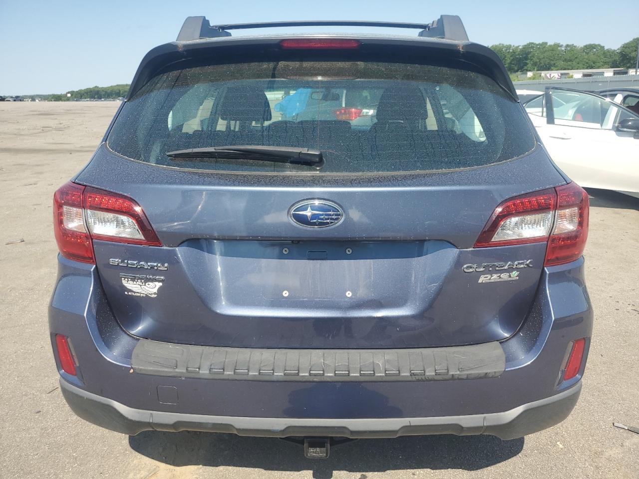 4S4BSAACXF3257235 2015 Subaru Outback 2.5I