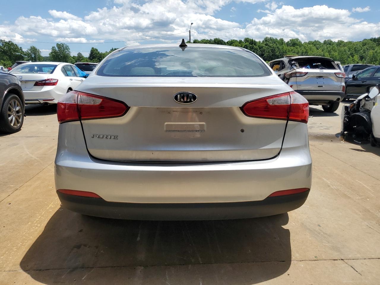 KNAFK4A64F5277029 2015 Kia Forte Lx