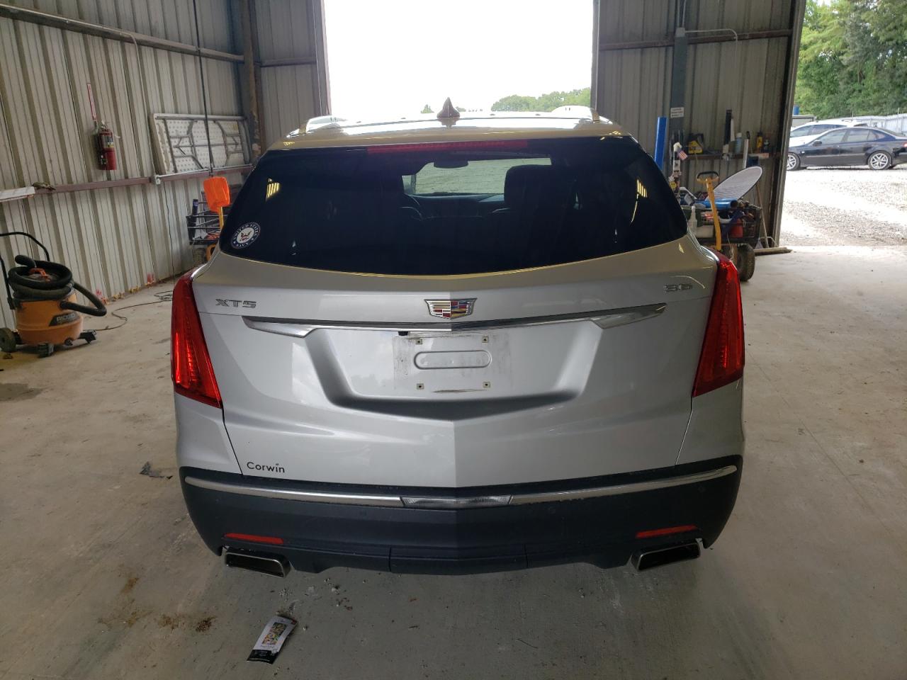 1GYKNBRSXHZ109772 2017 Cadillac Xt5 Luxury