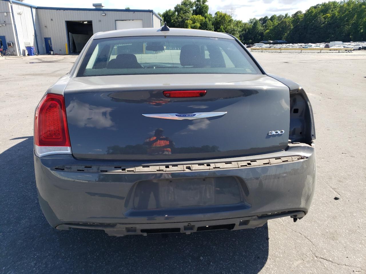 2C3CCAAG3JH331873 2018 Chrysler 300 Touring