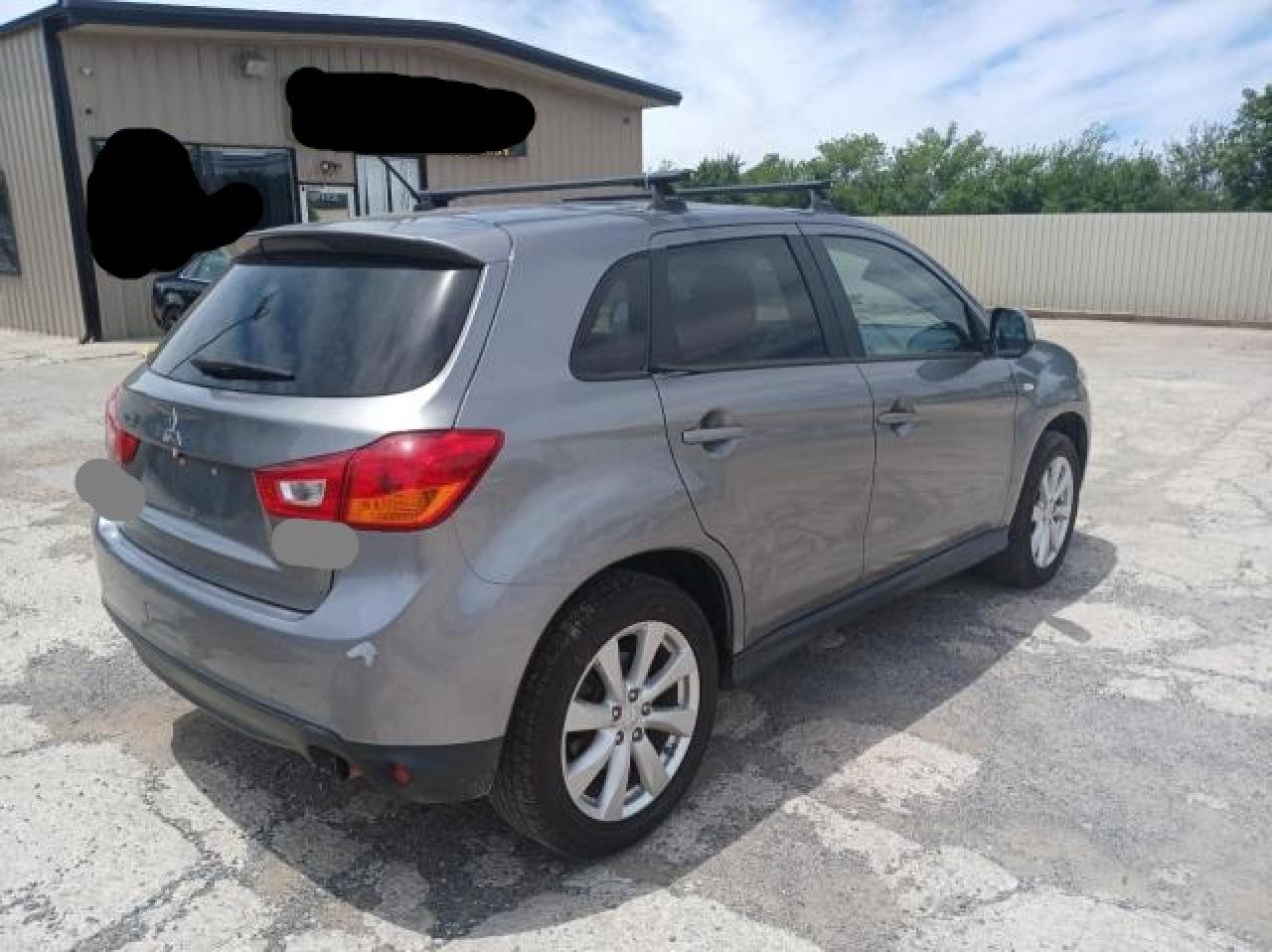 2015 Mitsubishi Outlander Sport Es vin: 4A4AR3AU4FE003081