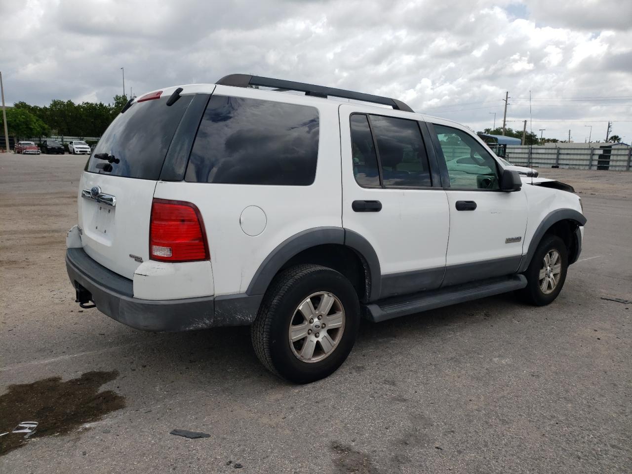 1FMEU63E16UB12565 2006 Ford Explorer Xlt