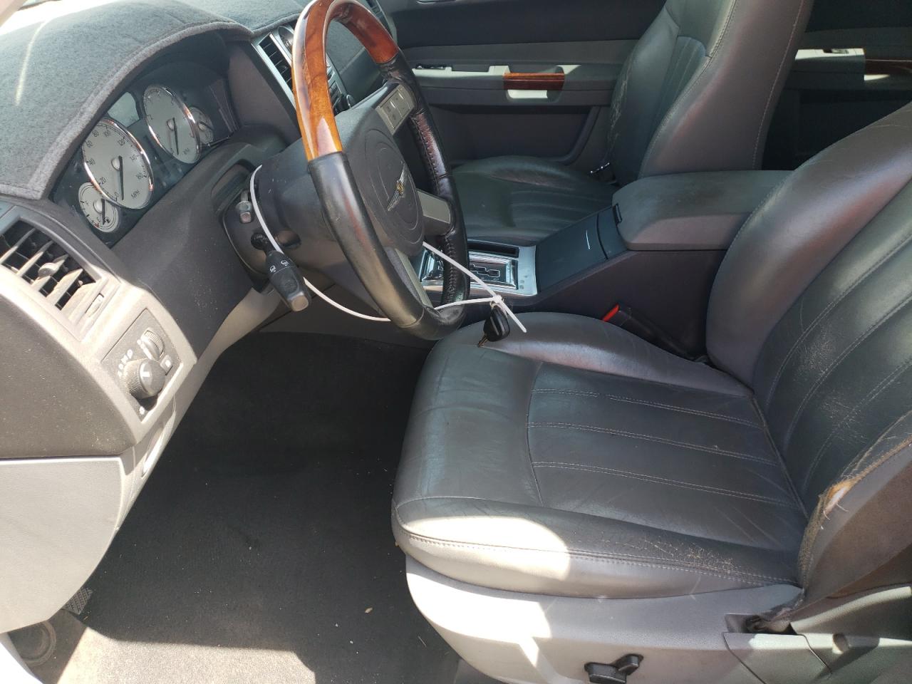 2C3AA63H65H625404 2005 Chrysler 300C