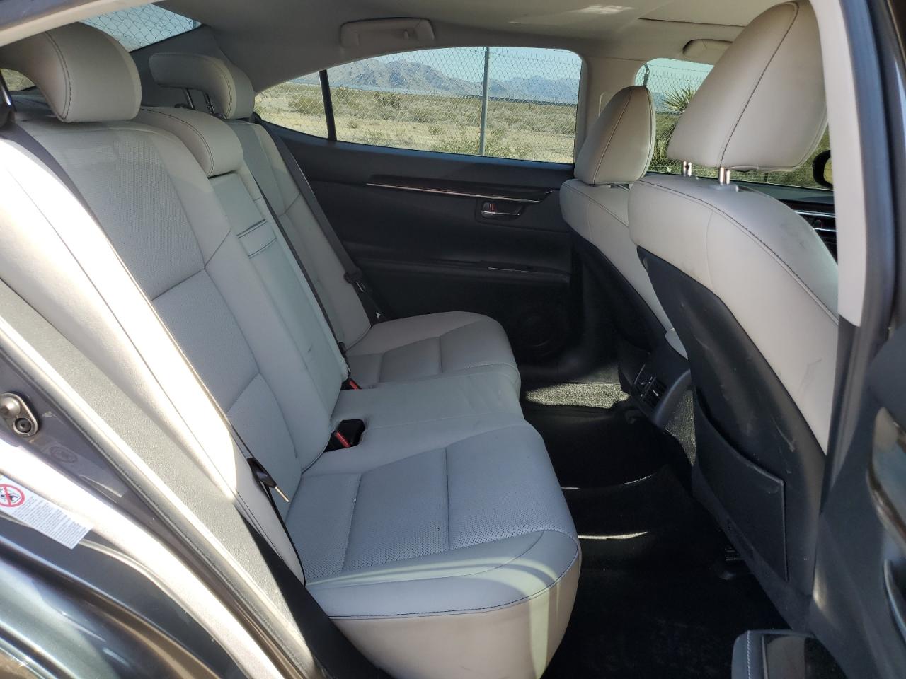 JTHBW1GG6G2103792 2016 Lexus Es 300H