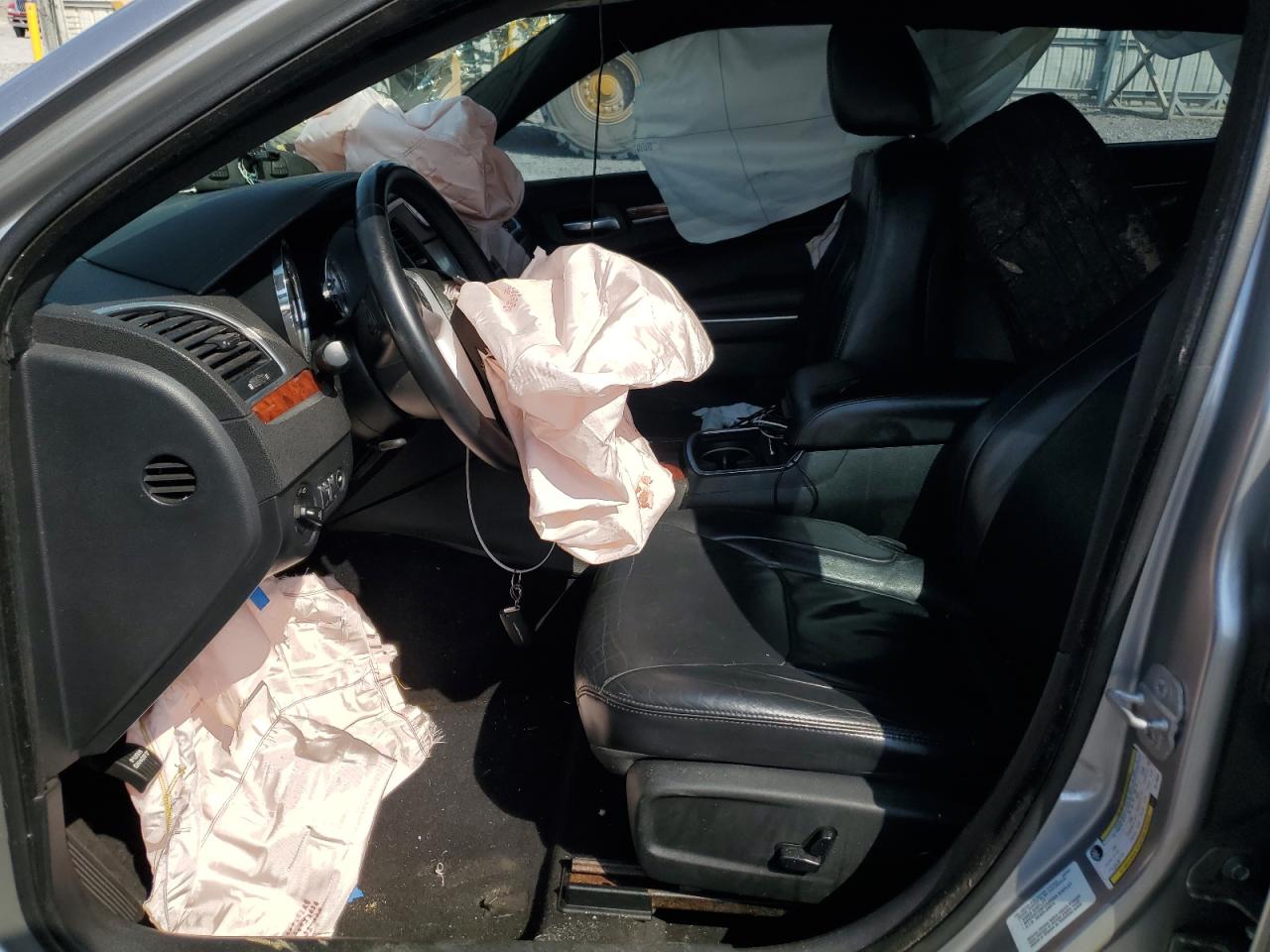 2C3CCARG6EH179632 2014 Chrysler 300