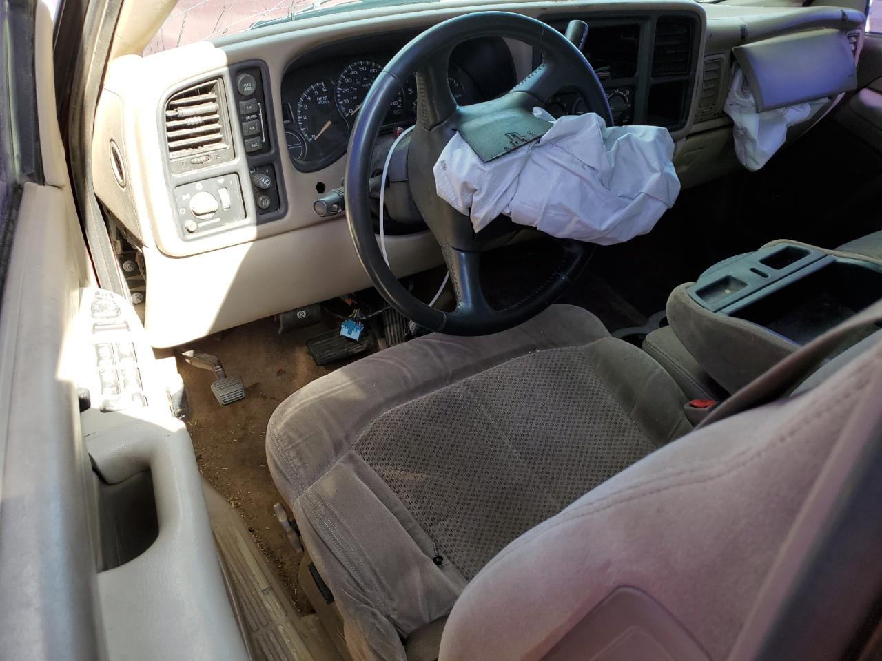 1GNEK13ZX2R118689 2002 Chevrolet Tahoe K1500