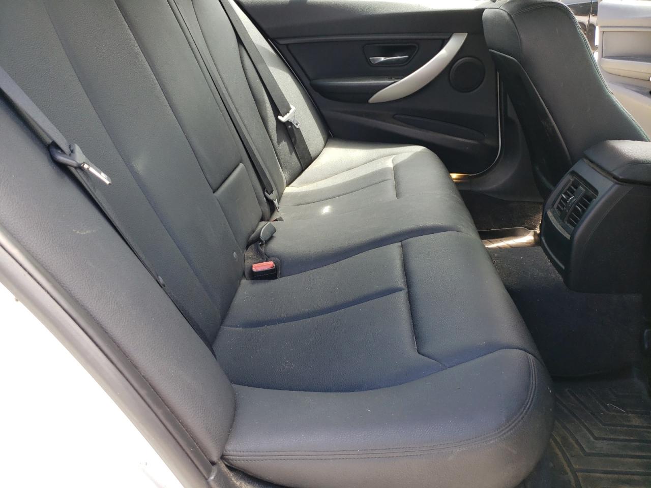 WBA3C3G59ENS70004 2014 BMW 320 I xDrive