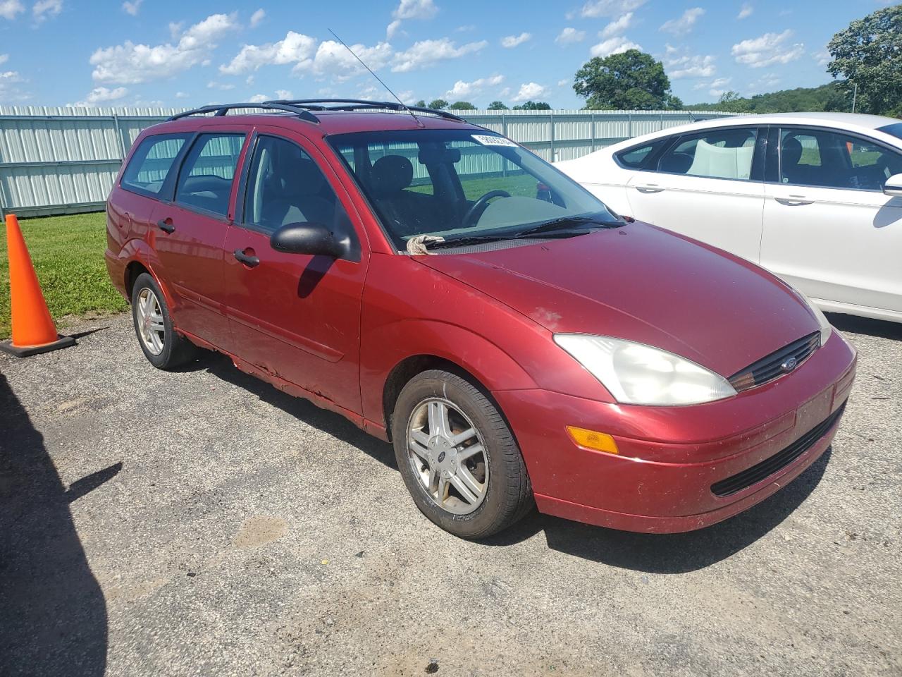 Lot #2587234154 2000 FORD FOCUS SE