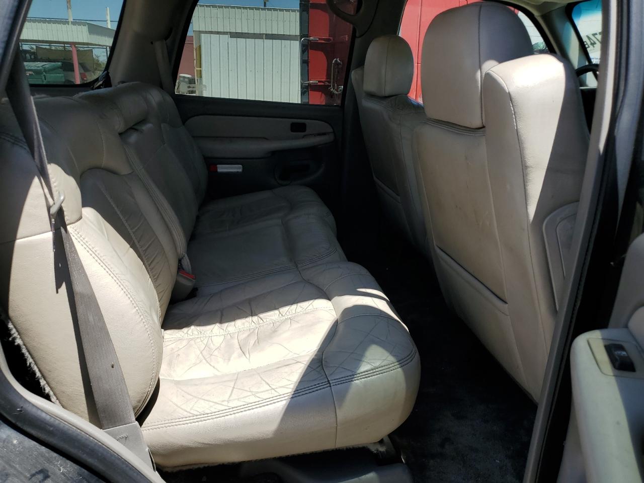 1GNEK13T5YJ154194 2000 Chevrolet Tahoe K1500