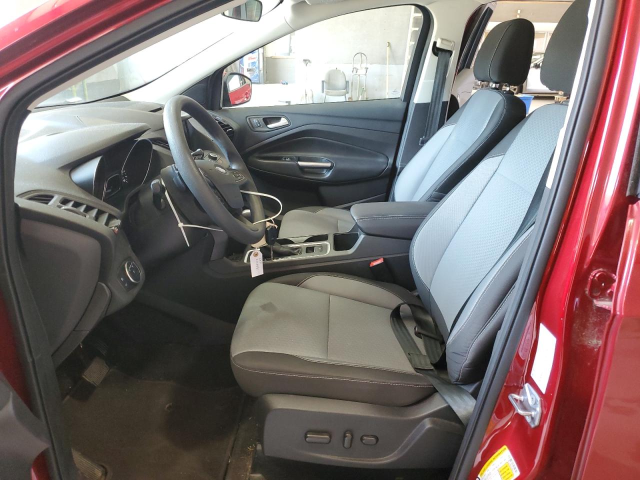 1FMCU0G91HUE87120 FORD ESCAPE 2017