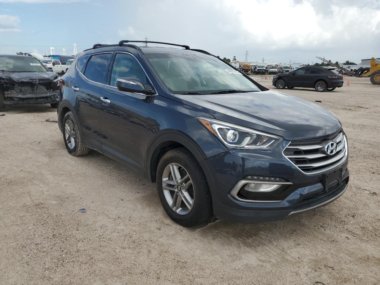 2017 Hyundai Santa Fe Sport vin: 5NMZU3LB6HH051895