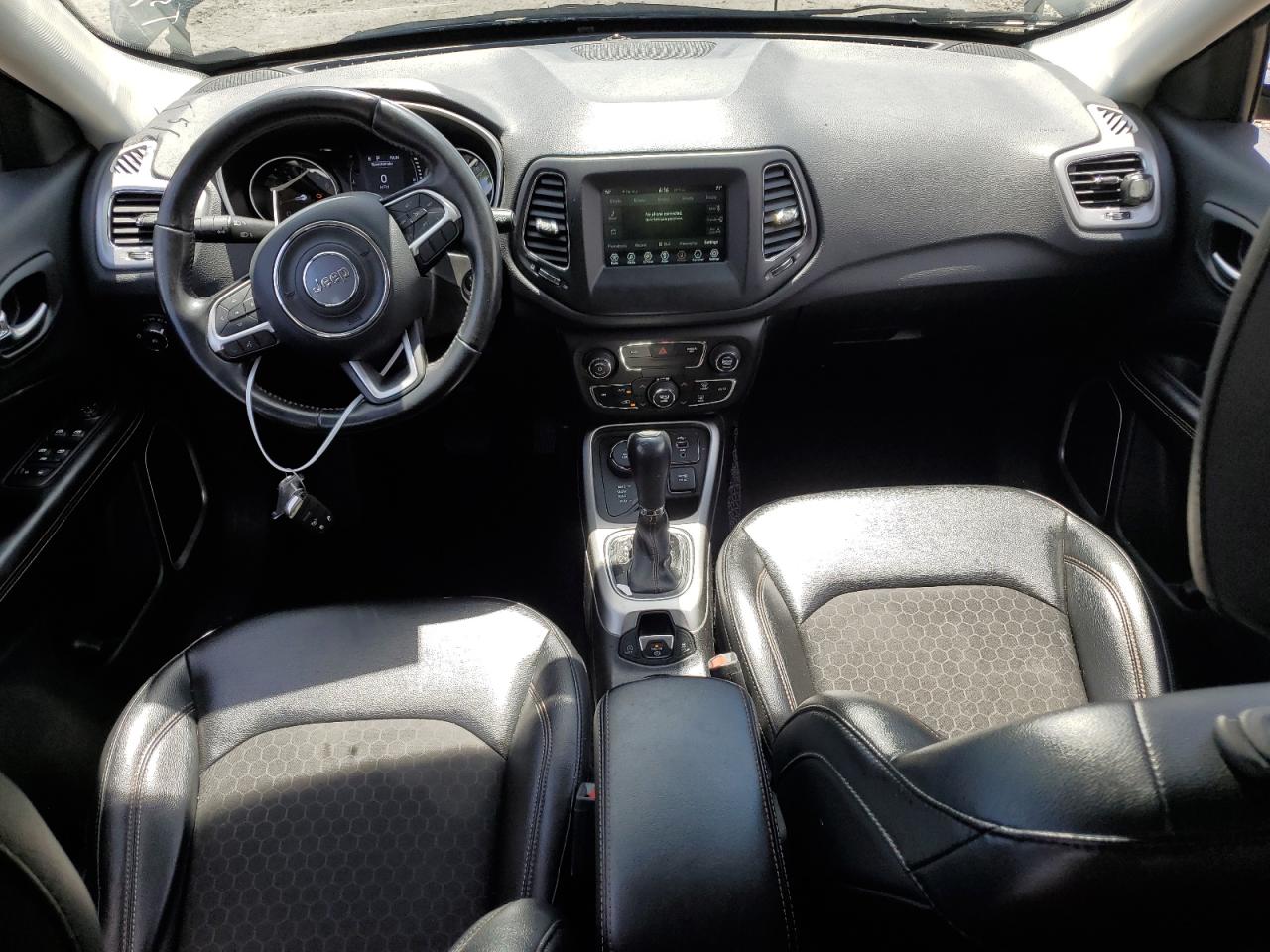 3C4NJDBB7LT116182 2020 Jeep Compass Latitude