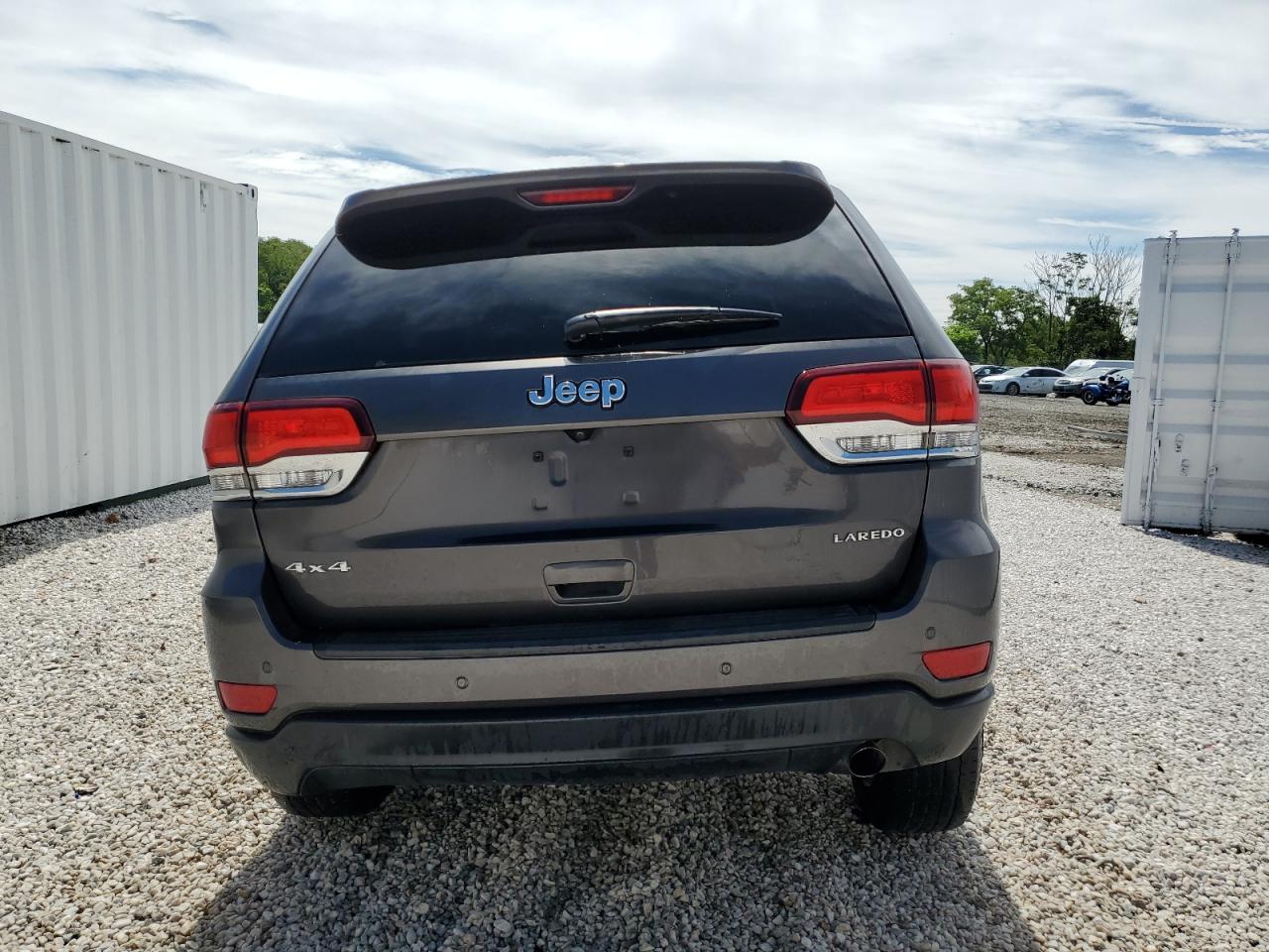 1C4RJFAG4LC199785 2020 Jeep Grand Cherokee Laredo