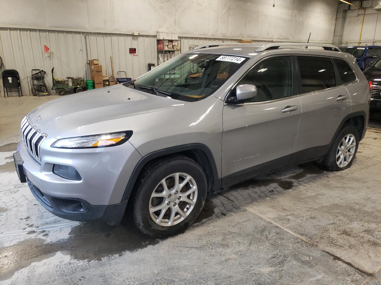 2016 Jeep Cherokee Latitude vin: 1C4PJMCB6GW304182