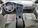 VOLVO V70 FWD photo